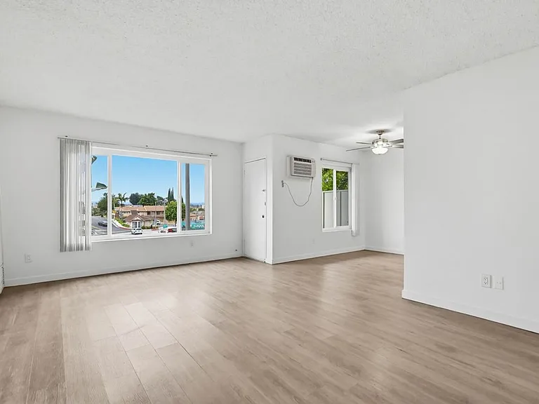 660S Garfiled — Photo 23