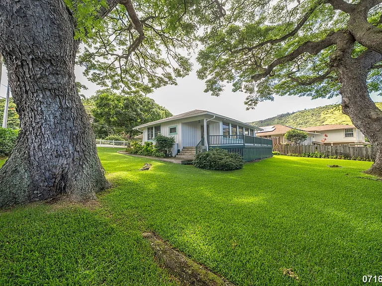 2417 Parker Pl — Photo 3