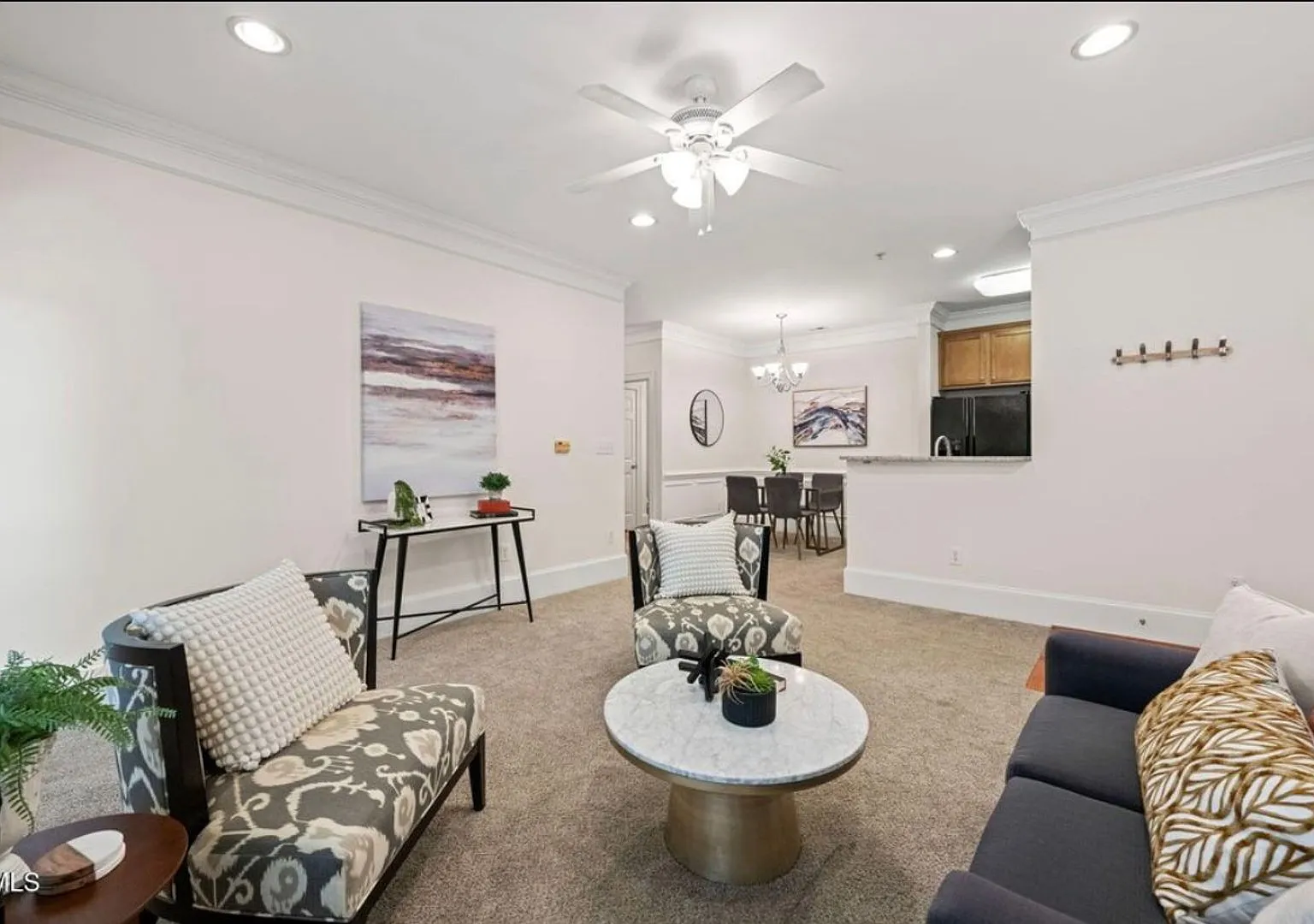 Beautifully Updated Cary Park Condo Open Floor Plan & Covered Deck — Photo 4