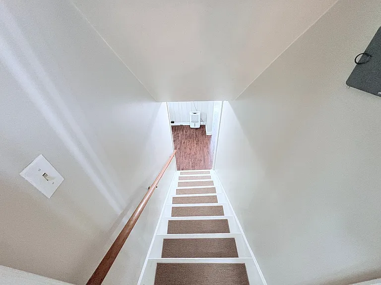 207 Holly Ave — Photo 24