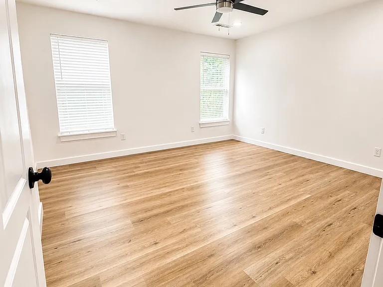 2291 W Wedington Dr #1 — Photo 16