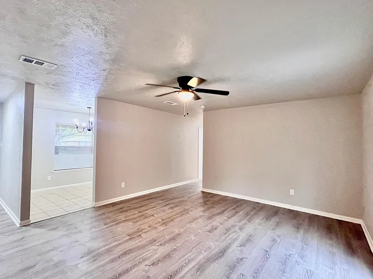 3505 Northpark Dr — Photo 4