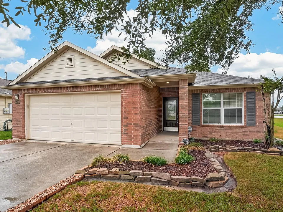 16299 Hidden Deer Ln