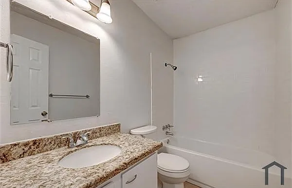 20135 Timber Forest Dr — Photo 9