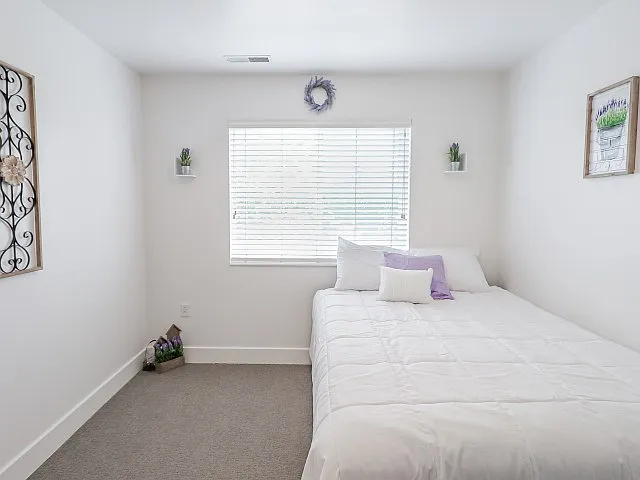 Fleur De Lis Apartments — Photo 8