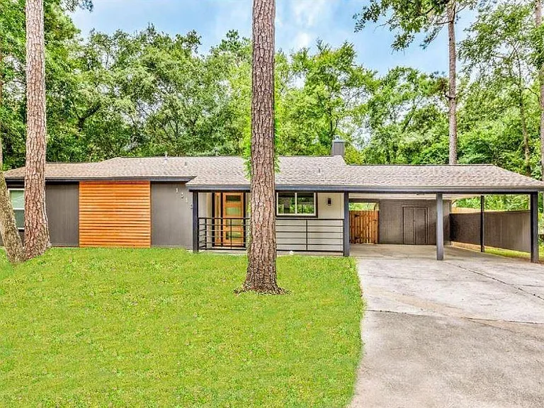 1310 E Red Cedar Cir — Photo 1