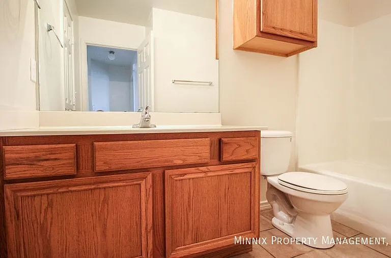 307 N Clinton Ave #A — Photo 4