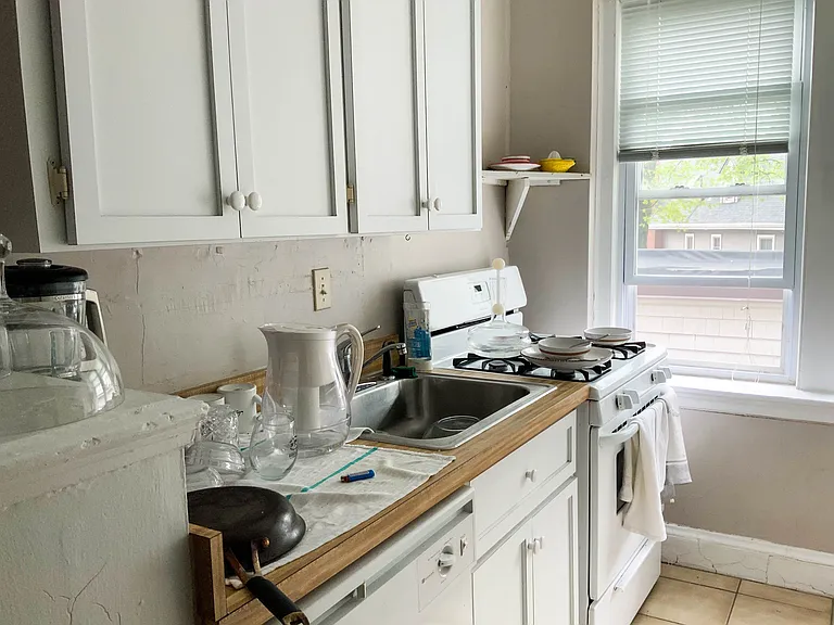 23 Lanark Rd #16 — Photo 2