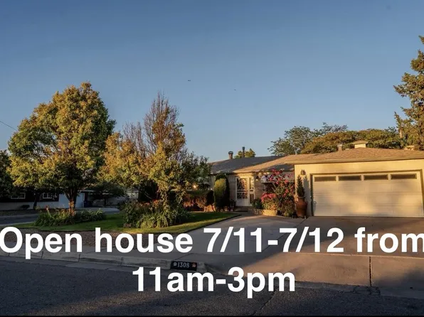 1308 Valencia Dr NE, Albuquerque, NM 87110