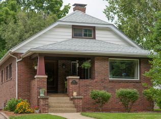 908 W Washington St, Champaign, IL 61821