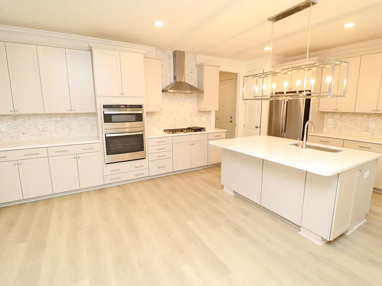 944 Baldwin Ridge Rd — Photo 4