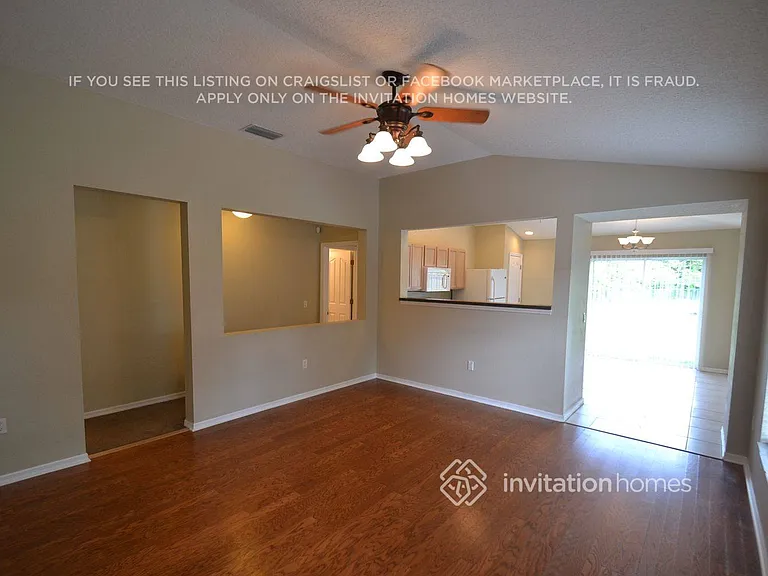 11916 Mango Groves Blvd — Photo 4