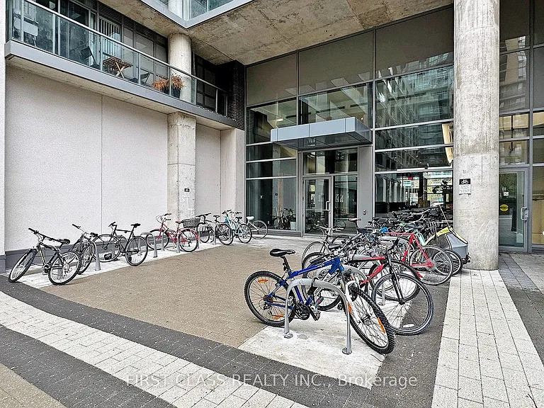 68 Abell St #527 — Photo 40
