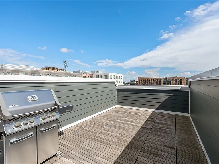 50 Hichborn St #101 — Photo 12