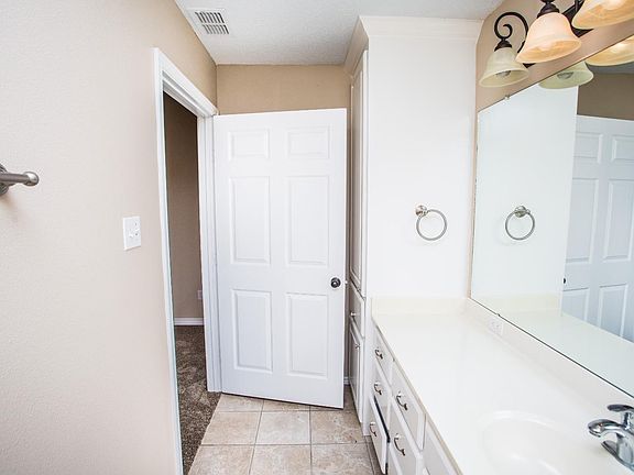 5th image of 801 Avenue S