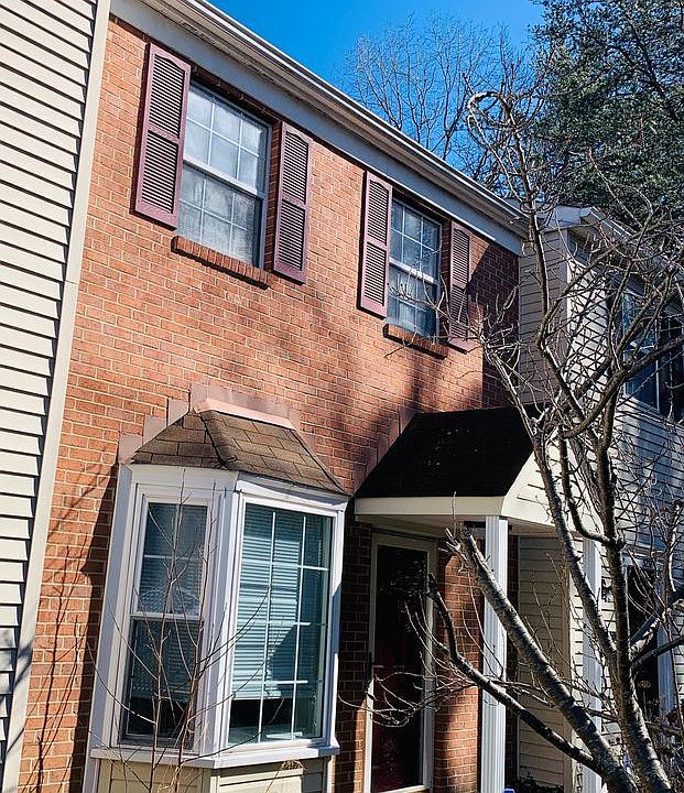 1st image of 5240 Creek Ln