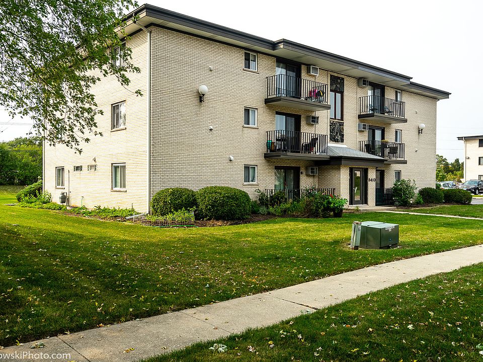 1st image of 8410 Captons Ln APT 304