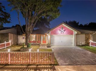 2205 Benbrook Dr, Carrollton, TX 75007