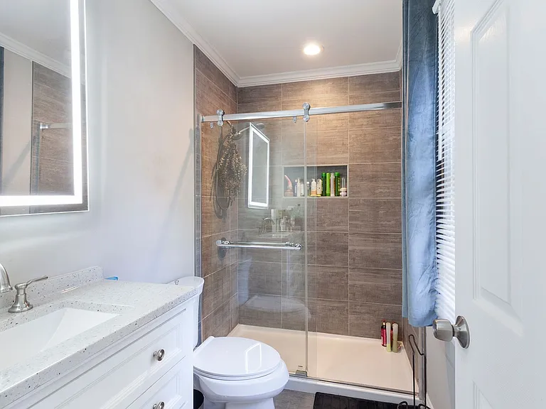 1490 Venetian Dr SW — Photo 16