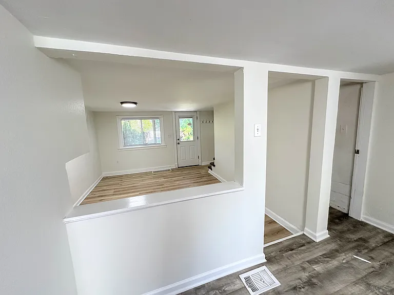 411 Sapphire Way — Photo 7