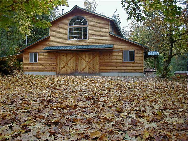 Barn house/shop