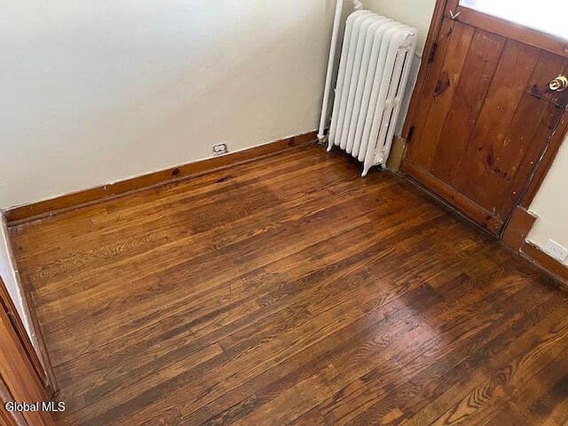 4th image of 847 Jay Street