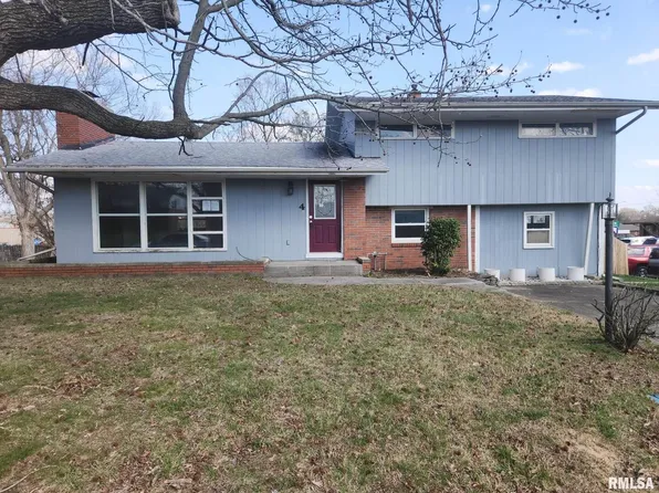 4 Sunset Dr, Mount Vernon, IL 62864