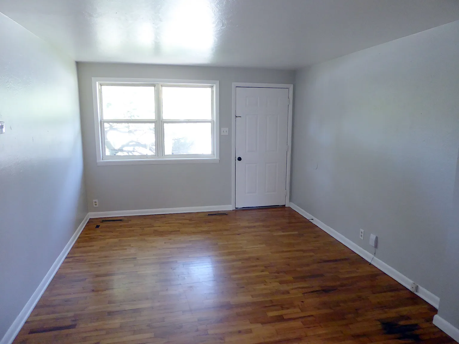 2 bed, 662 sqft, $1,595 — Photo 3