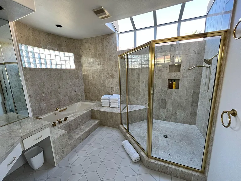 75145 Spyglass Dr — Photo 23