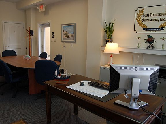 5th image of 1155 Asbury Ave