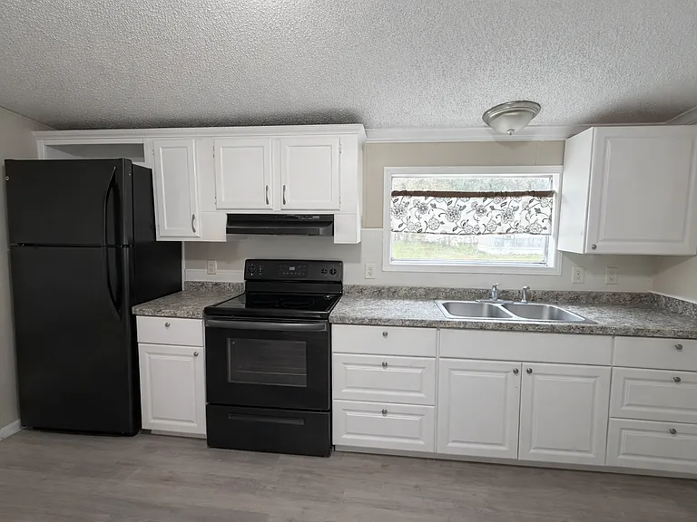 5349 Old Kings Rd #3 — Photo 4
