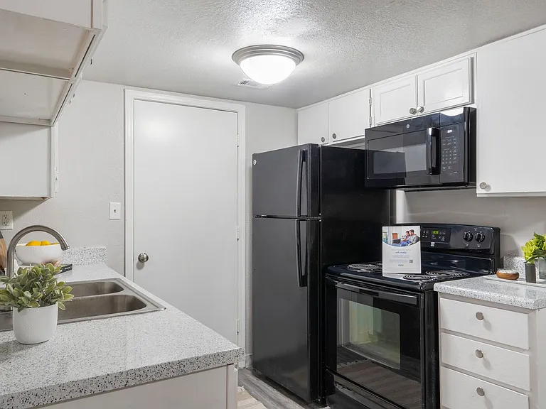 Sheridan Springs - Now Offering One Month FREE! Plus Free Applications! — Photo 50