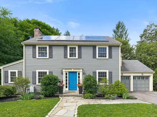 10 Kirkland Cir, Wellesley, MA 02481