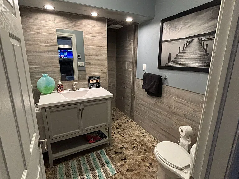 21063 Riverview Dr — Photo 19