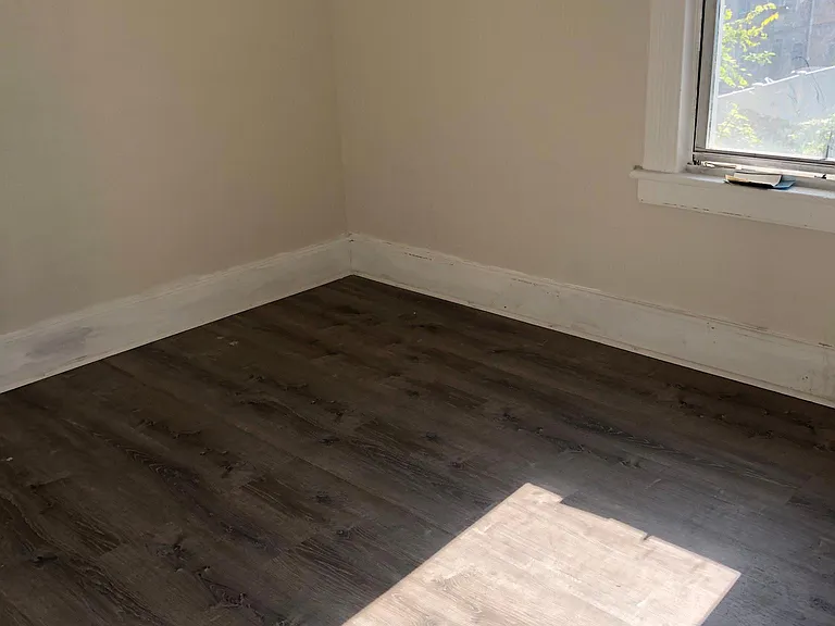 4 Duncan Ct #2 — Photo 8