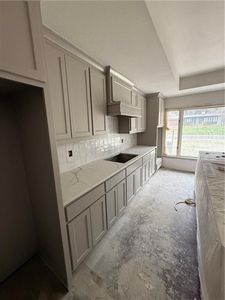 6914 W 66th Ter, Overland Park, KS, 66202