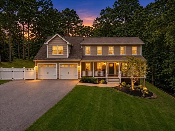 2254 Division Rd, East Greenwich, RI 02818