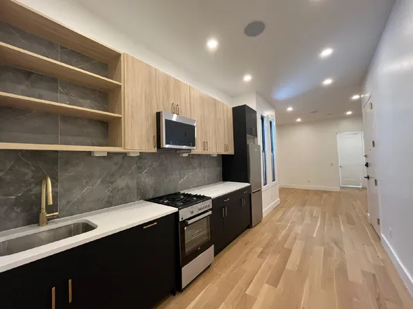 50 Grace St, Jersey City, NJ