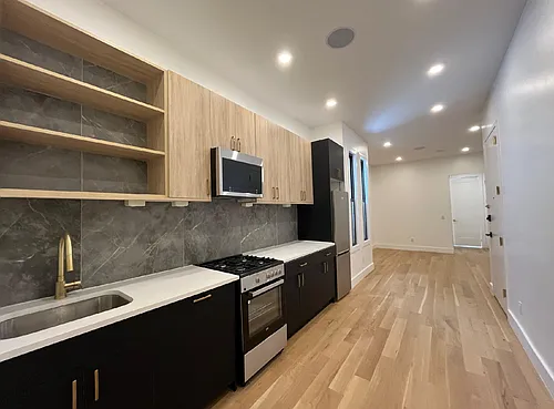 50 Grace St Photo 1
