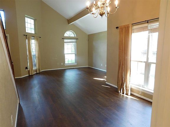 5th image of 14558 Oak Chase Dr