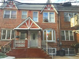 7 Manhattan Ct, Brooklyn, NY 11223