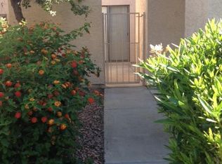 26 E Betty Elyse Ln, Phoenix, AZ 85022