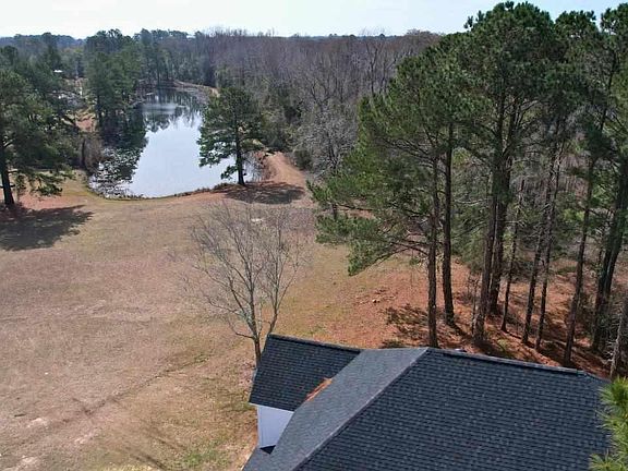 3rd image of 964 Celtic Ln
