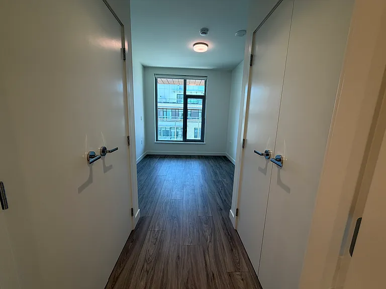 755 Harbourside Dr #714 — Photo 15