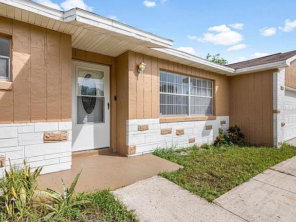 2nd image of 4521 San Sebastian Cir