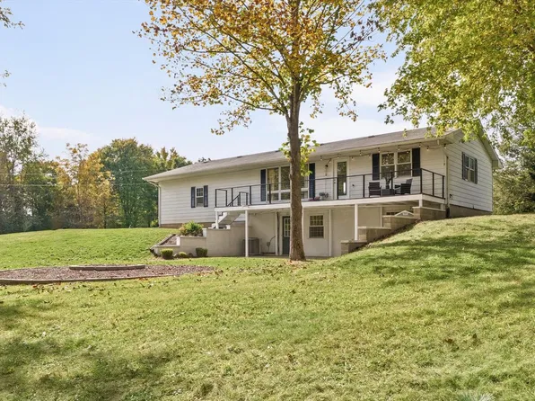 88 County Road 2000 N, Mahomet, IL 61853