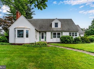 29 Maple Ave, Camp Hill, PA 17011