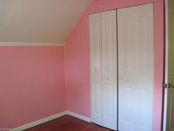 4th image of 2110 Larchdale Dr