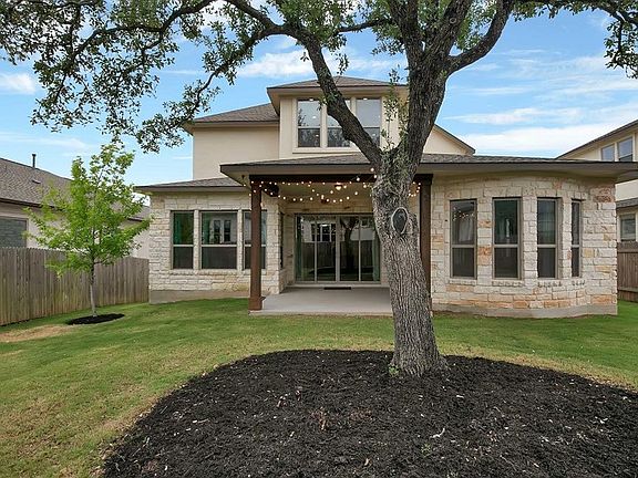 4th image of 6725 Vicenza Dr