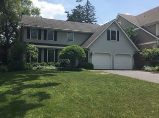 49 Golf Ave, Clarendon Hills, IL